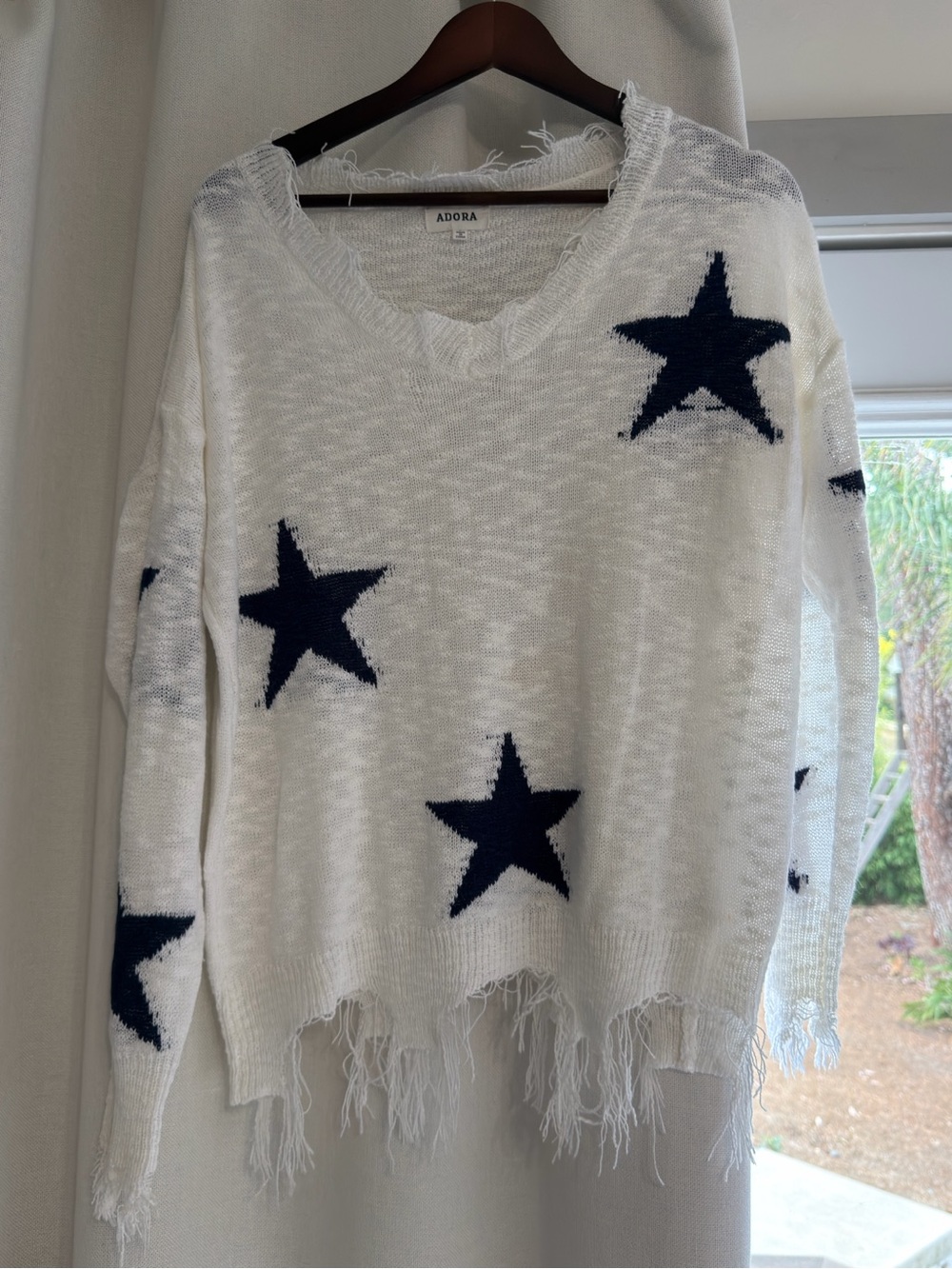 ADORA White Knit V-Neck Sweater with Navy Star Motif